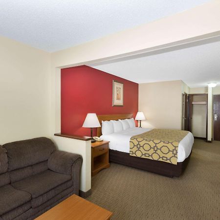 Baymont By Wyndham Fort Dodge Exterior photo